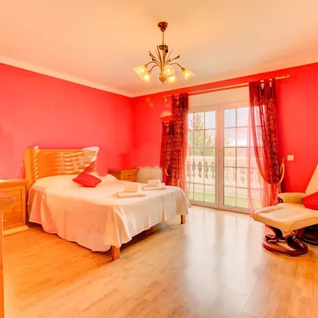 Monte Branco - Super 5 Bedroom Holiday Sleeps 14 Guests Private Pool Silves