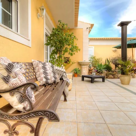 Monte Branco - Super 5 Bedroom Holiday Sleeps 14 Guests Private Pool Βίλα *